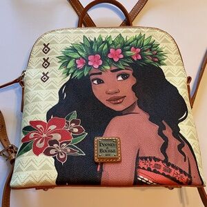 Dooney and Bourke Moana backpack style purse. Excellent/like new condition.